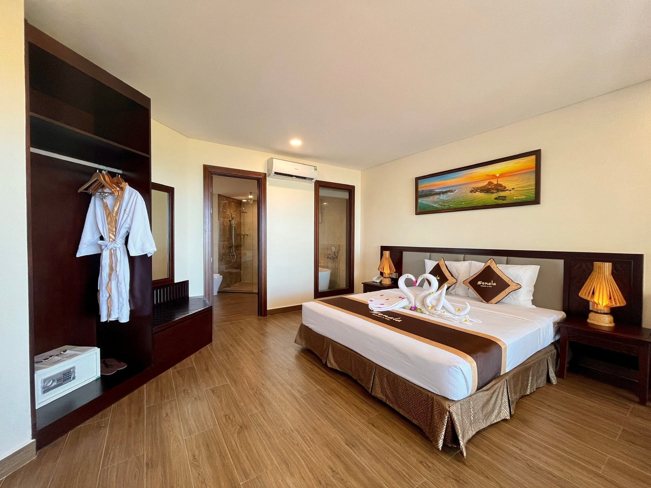 Premium Family Grove View Double